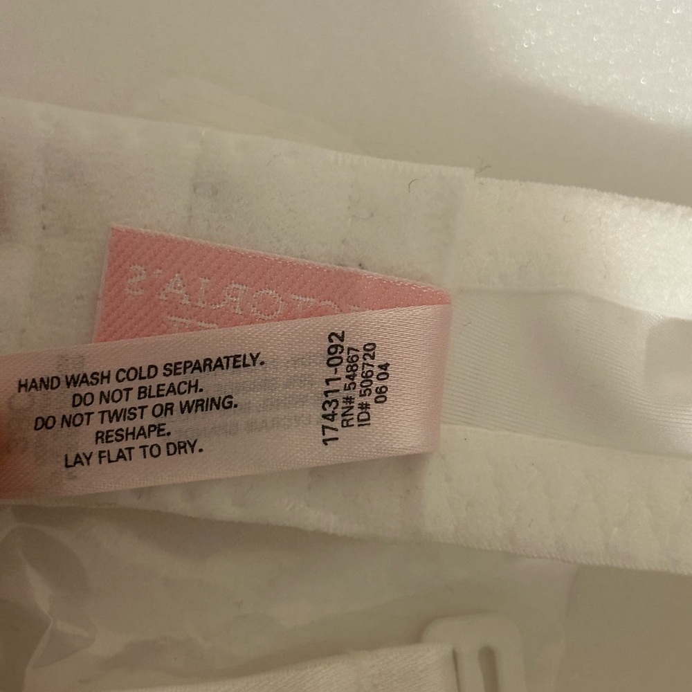 Victoria's Secret Bra 38C w/ Underwire Dream Angels Push-Up NO PADDING - White - Picture 5 of 6